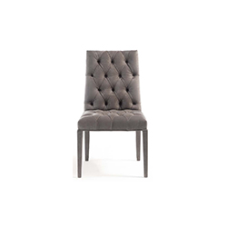 Damas 餐椅   Vittoria Frigerio星空在线品牌