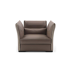 clivio 扶手椅   Vittoria Frigerio星空在线品牌