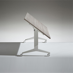 Flip folding table 翻转折叠桌   LAMM星空在线品牌